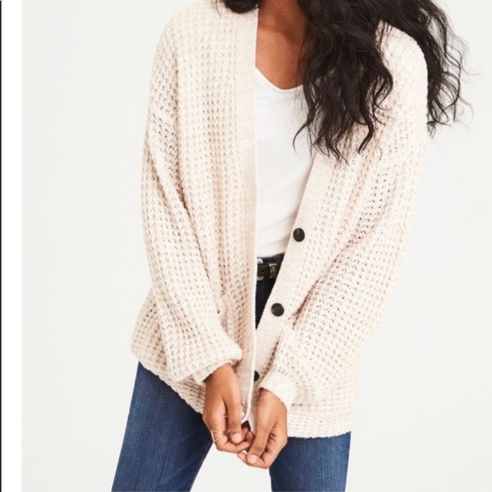Soft and warm cardigan